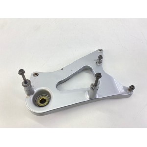 PIASTRA SUPPORTO MARMITTA RUOTA POSTERIORE SYM SYMPHONY S 125 150 4T 2008-2017