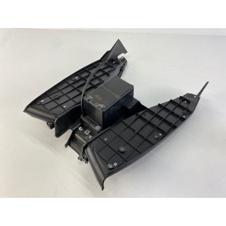 FUSSRASTENTUNNEL APRILIA SR FABRIK 50 2T 2005-2015