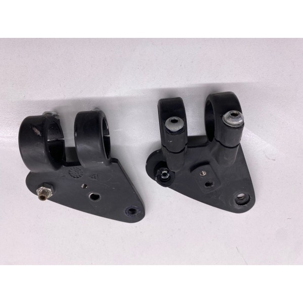 BRACKET FRONT HEADLIGHT BRACKET RIGHT LEFT GILERA DNA 50 2003-2010