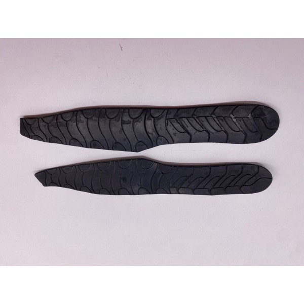 COPPIA TAPPETTINI PEDANA POGGIA PIEDI DX SX MALAGUTI MADISON K 400 2002-2006