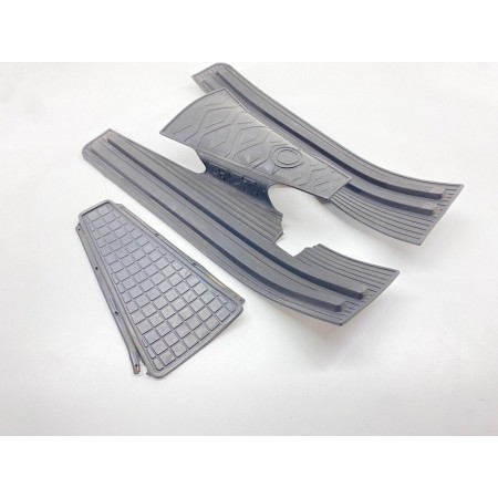 TAPPETTINO IN GOMMA PEDANA PIAGGIO VESPA 125 150 200 PX ARCOBALENO 1980