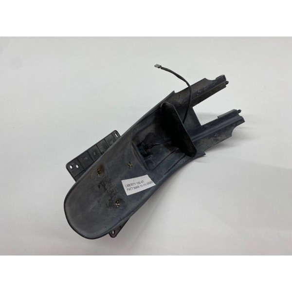 PARAFANGO POSTERIORE PORTATARGA PIAGGIO LIBERTY 125 150 4T 1997 1999-2002