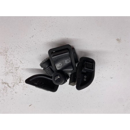 KLAXON DIVERTER LIGHT SWITCHES GILERA RUNNER 50 125 ST VX 2005-2008