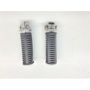 PAR DE PEDALES TRASEROS IZQUIERDOS KYMCO VENOX 250 2000-2006