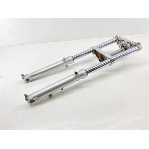 KYMCO VENOX 250 2000-2006 KOMPLETT GERADE VORDERRADGABEL