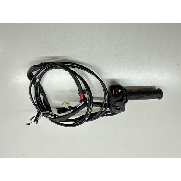 INTERRUPTEUR A BASCULE DROITE YAMAHA XMAX X-MAX 400 ABS 2018-2022