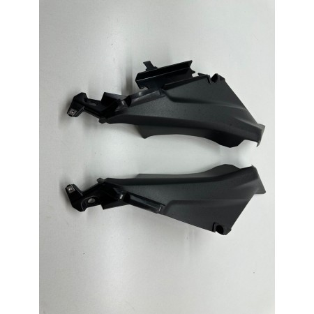 KUNSTSTOFF VERKLEIDUNGSDECKEL RECHTS LINKS SATTELTUNNEL YAMAHA XMAX X-MAX 400 ABS 2018-2022