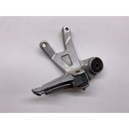 PEDANA POSTERIORE PASSEGGERO DESTRA DX YAMAHA FZ 750 GENESIS 1985-1989