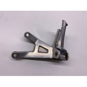 PEDANA POSTERIORE PASSEGGERO SINISTRA SX YAMAHA FZ 750 GENESIS 1985-1989