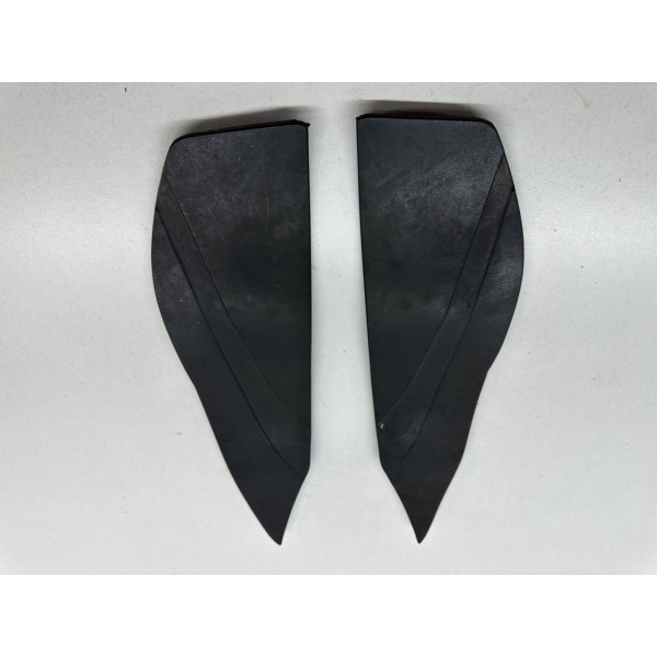 COPPIA TAPPETTINI IN GOMMA PEDANA DX SX YAMAHA XMAX X-MAX 400 ABS 2018-2022