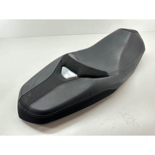 SADDLE WITH BROKEN SUPPORT YAMAHA XMAX X-MAX 400 ABS 2018-2022