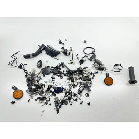 KIT SCREWS BOLTS YAMAHA XMAX X-MAX 400 ABS 2018-2022