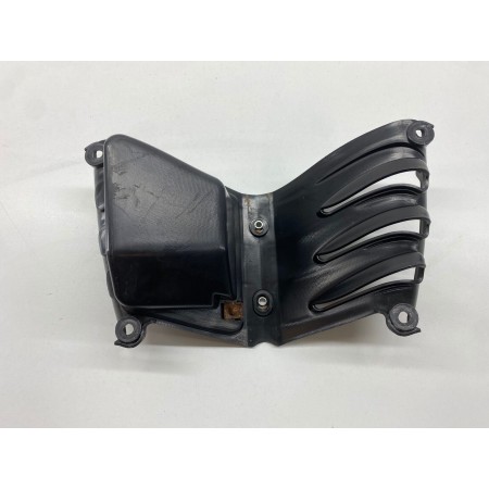 PLASTIC FRONT GRILLE HOLDER YAMAHA XT 125 R 4T 2005-2011