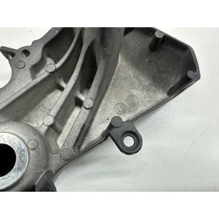 FUSSRASTENHALTER RECHTS HONDA CBF 600 S ABS 2007-2012 PC43E