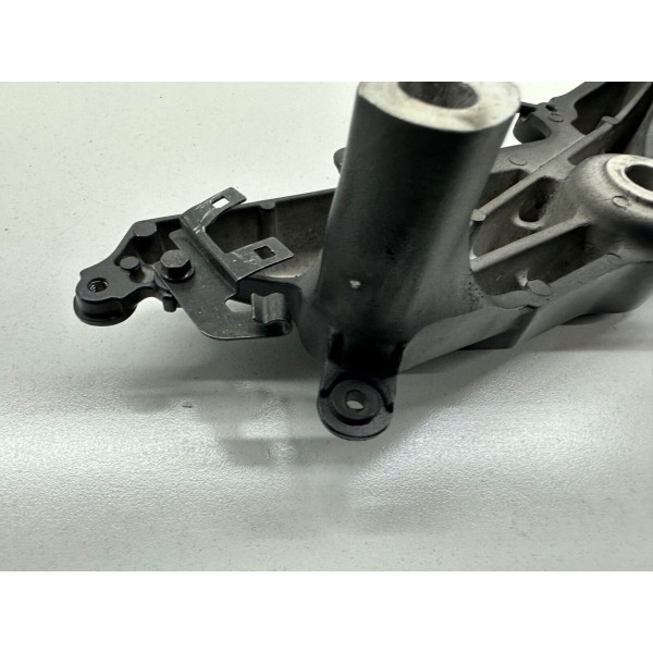 FOOTREST SUPPORT RIGHT HONDA CBF 600 S ABS 2007-2012 PC43E