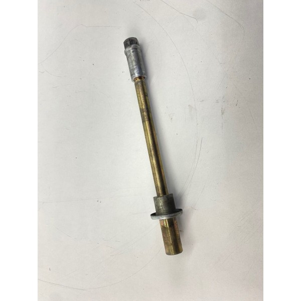 FRONT WHEEL AXLE HYOSUNG COMET GT 125 R 2006-2014