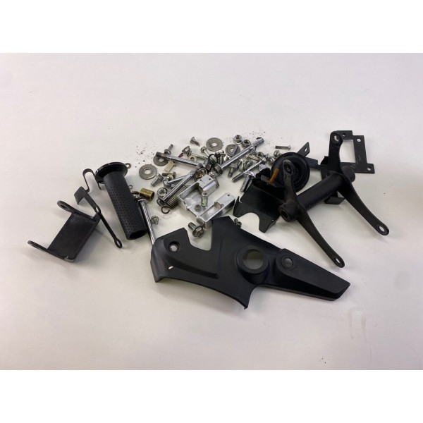 KIT TORNILLOS SOPORTE KEEWAY K-LIGHT 125 4T 2017-2020