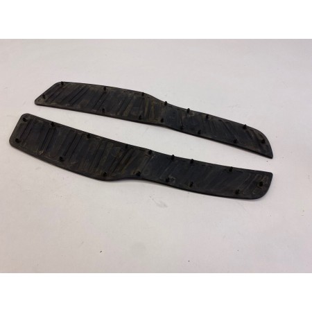 COPPIA TAPPETTINI PEDANA DX SX PIAGGIO X8 200 250 IE 2005-2008