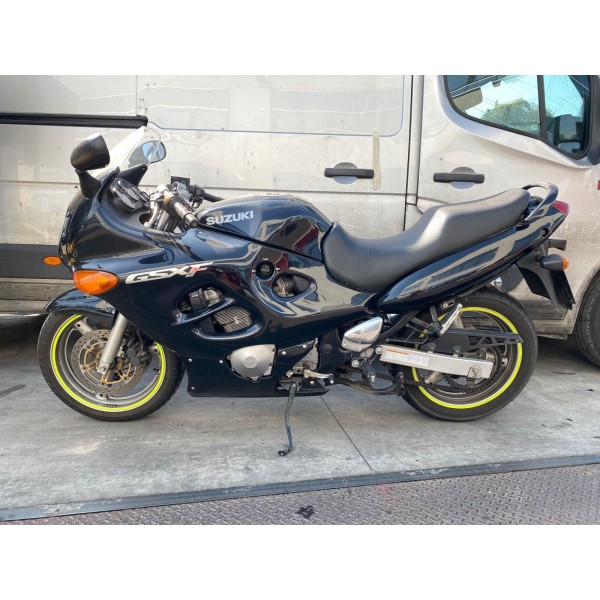 VERCHROMTE RECHTE PEDALABDECKUNG FLANSCH SUZUKI GSX F GSXF 600 1998-2006