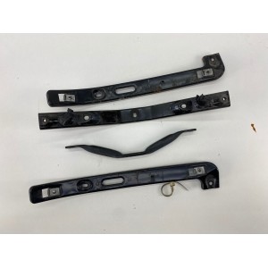 BRACKET KIT RIGHT LEFT FOOTREST FRAME SUPPORT PIAGGIO BEVERLY 500 2002-2006