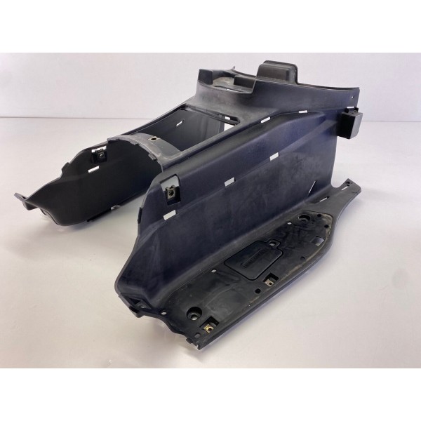 TUNNEL CENTRAL PLASTIQUE KYMCO XCITING 250 500 2005-2008