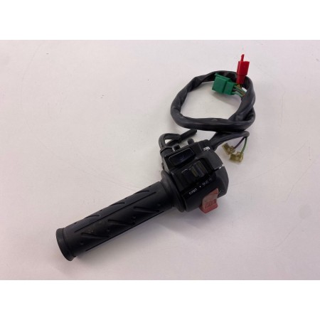 BLOCHETTO DEVIOLUCI COMMUTATORE DESTRO DX KYMCO XCITING 250 2005-2008