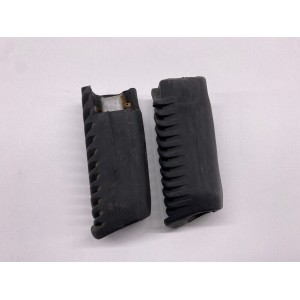 PAAR HINTERE BEIFAHRERFUSSRASTEN APRILIA LEONARDO 125 150 4T