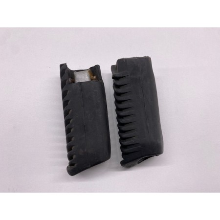 COPPIA PEDANE PEDALINE PASSEGGERO POSTERIORE APRILIA LEONARDO 125 150 4T