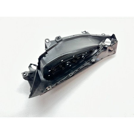 CARÉNAGE SOUS PIED DE LIT DROIT YAMAHA XMAX 300 2017-2020