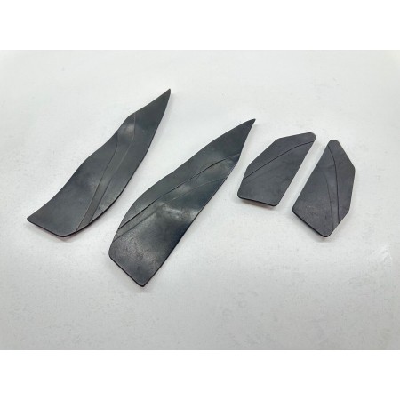 SET OF 4 FLOOR MATS RIGHT LEFT YAMAHA XMAX 300 X-MAX 300 2017-2020