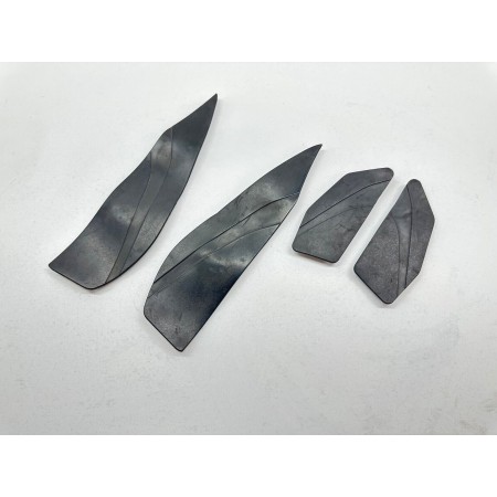 SET OF 4 FLOOR MATS RIGHT LEFT YAMAHA XMAX 300 X-MAX 300 2017-2020