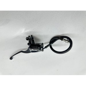 YAMAHA XMAX 300 FRONT BRAKE MASTER CYLINDER RIGHT YAMAHA X-MAX 300 2017-2020