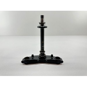 YAMAHA XMAX 300 YAMAHA X-MAX 300 LOWER FORK PLATE 2017-2020