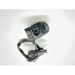 INTERRUPTOR BASCULANTE IZQUIERDO YAMAHA X-MAX 300 2017-2020