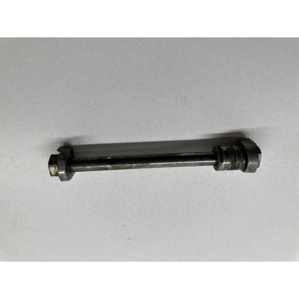 PERNO ASSE RUOTA POSTERIORE APRILIA RS 125 2T 1999-2001-2003-2005