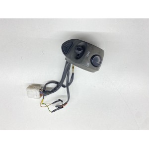 INTERRUPTEUR DE DÉVIATION GAUCHE GILERA NEXUS 250 2005-2012