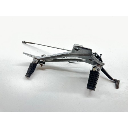 FUSSPLATTE RECHTS HINTEN BREMSE KAWASAKI ER5 ER-5 500 1996-2000