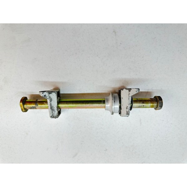 PERNO ASSE RUOTA POSTERIORE CAGIVA MITO 125 EV 1995-1996-2007 SEVEN SPEED