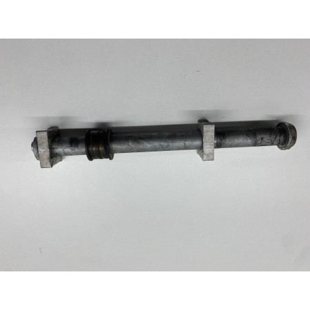 PERNO ASSE RUOTA POSTERIORE APRILIA DORSODURO 750 2008-2013