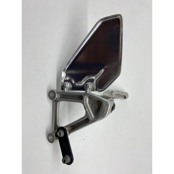 PEDANA PEDALIN DESTRA DX PILOTA APRILIA RSV 1000 1998-1999