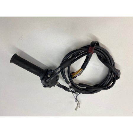 INTERRUPTOR BASCULANTE DERECHO SUZUKI BURGMAN 400 LUX ABS 2012-2017