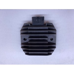 RÉGULATEUR DE TENSION ORIGINAL YAMAHA BT 1100 BULLDOG 2002-2006