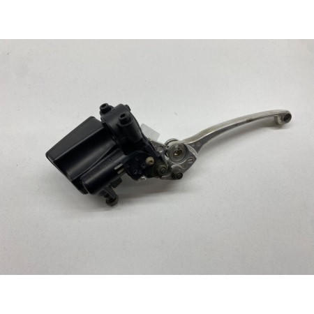 FRONT BRAKE MASTER CYLINDER RIGHT YAMAHA BT 1100 BULLDOG 2002-2006