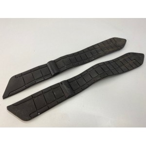 GUMMIFUSSMATTEN RECHTS SUZUKI BURGMAN 650 2002-2006