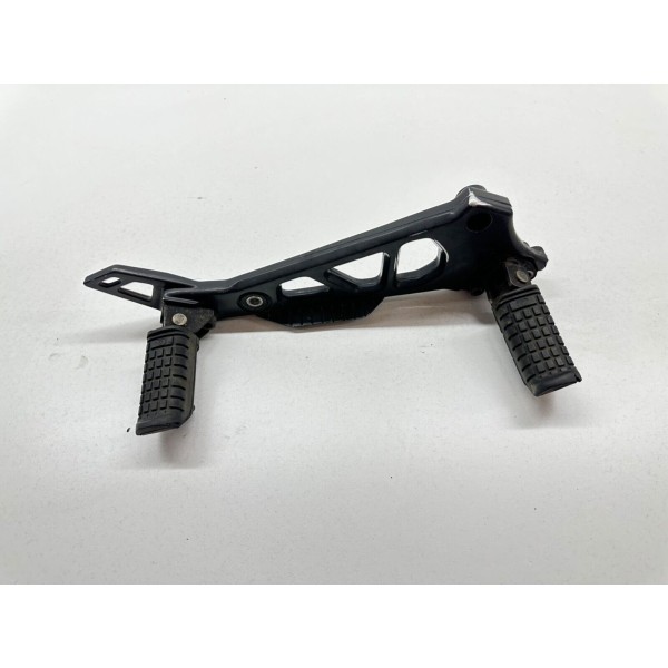 PEDANA DESTRA DX GILERA RV 125 2T 1983-1989