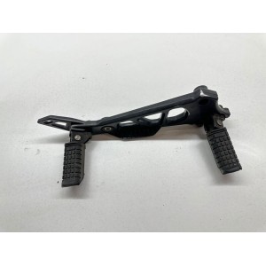 PEDANA DESTRA DX GILERA RV 125 2T 1983-1989 2