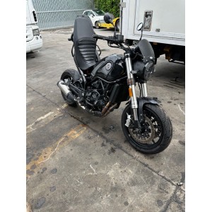 ACHSSTIFT SCHWINGE RAHMEN BENELLI LEONCINO 500 2017-2020-2022 2