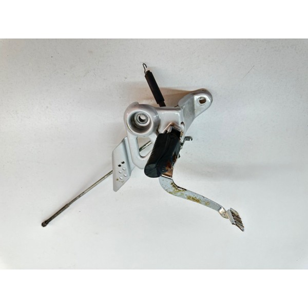 PEDANA ANTERIORE DESTRA DX FRENO HONDA CBF 125 2008-2014
