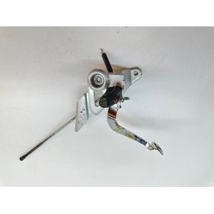 RIGHT FRONT BRAKE FOOTREST HONDA CBF 125 2008-2014 2