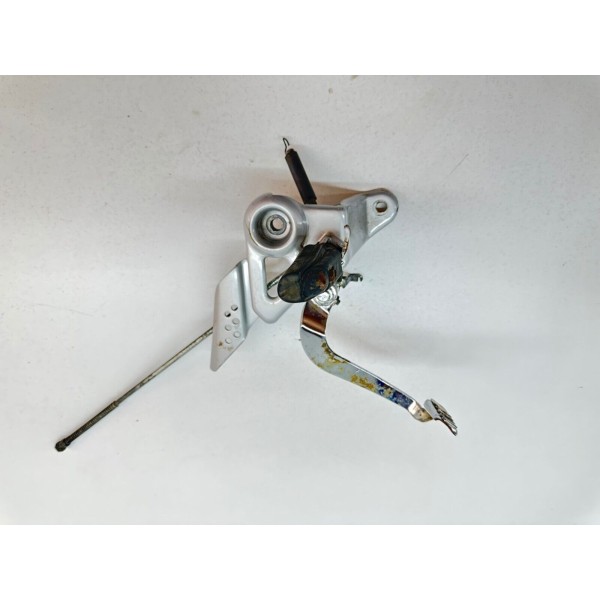 RECHTE VORDERE BREMSFUSSRASTE HONDA CBF 125 2008-2014